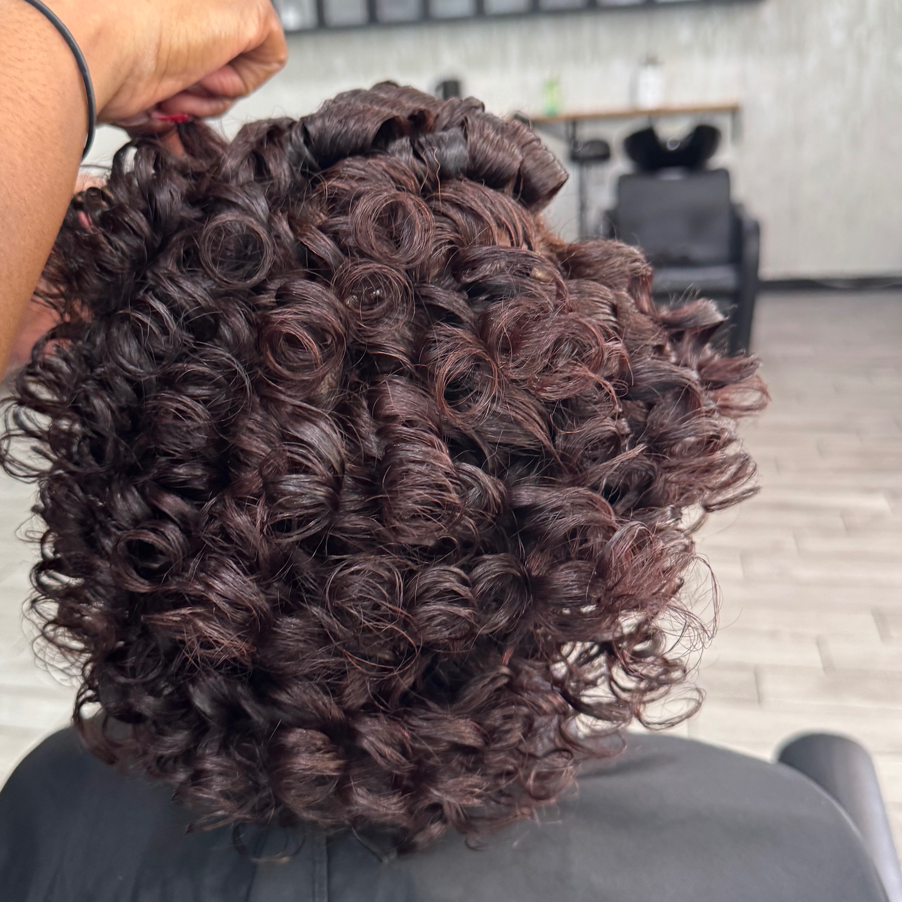 Flex set/ Perm set at Curls Avenue Salon in Memphis, TN