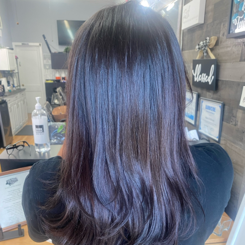 Full Color at Your “Fav” Hairstylist in Newington, CT