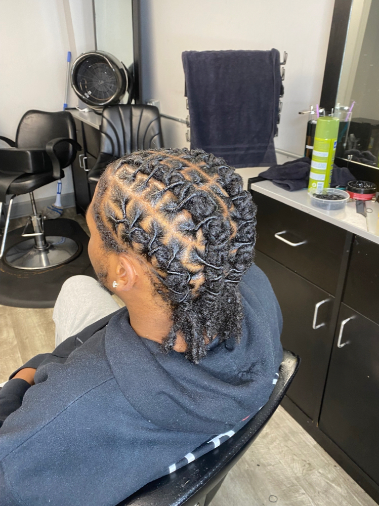 Loc Retwist Choice Of 2 Styles