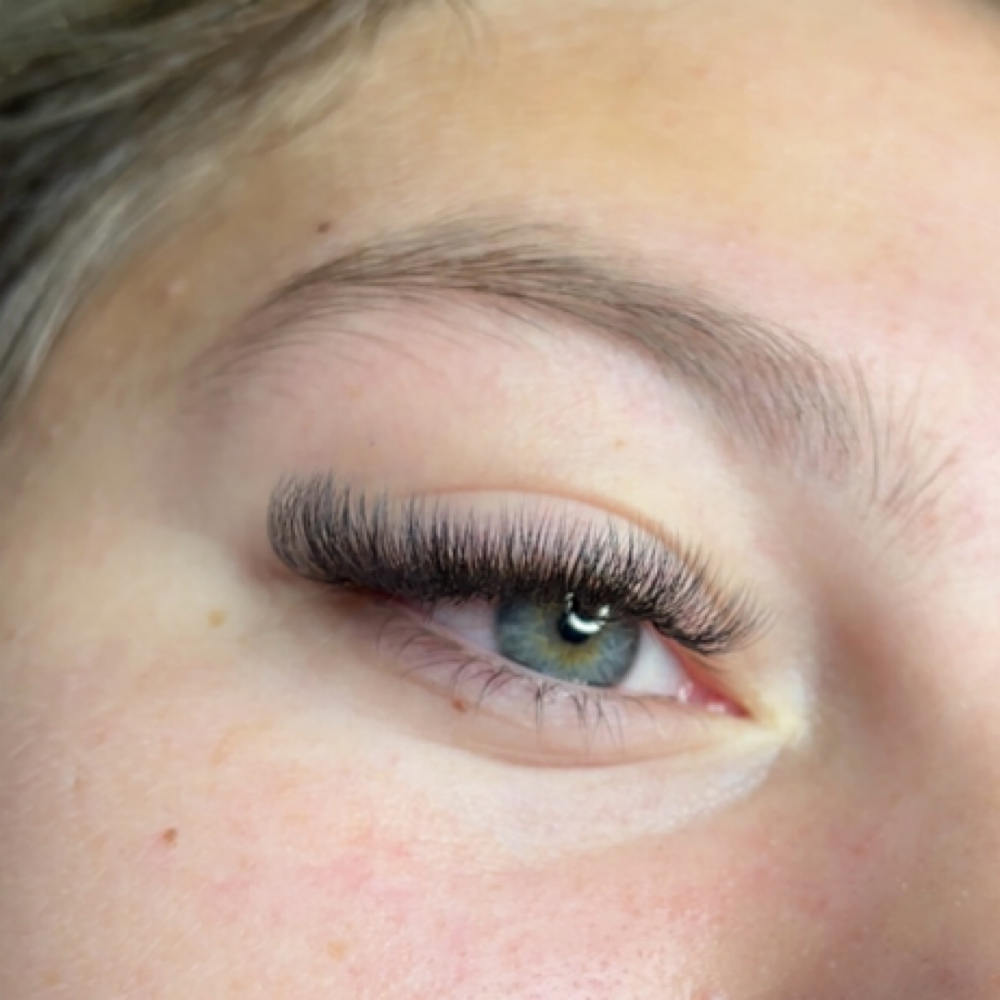 Hybrid Lash Set at Lashes By Ki in Terre Haute, IN