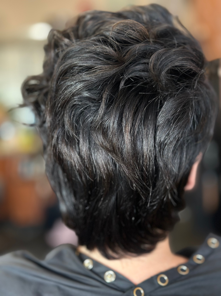 Signature Cut at Strong Hair Studio | Nikyismystylist in Austin, TX