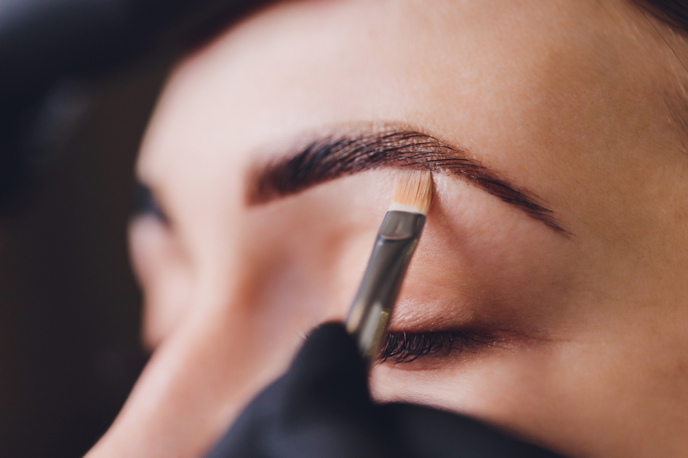 Brow Mapping, Wax And Tint
