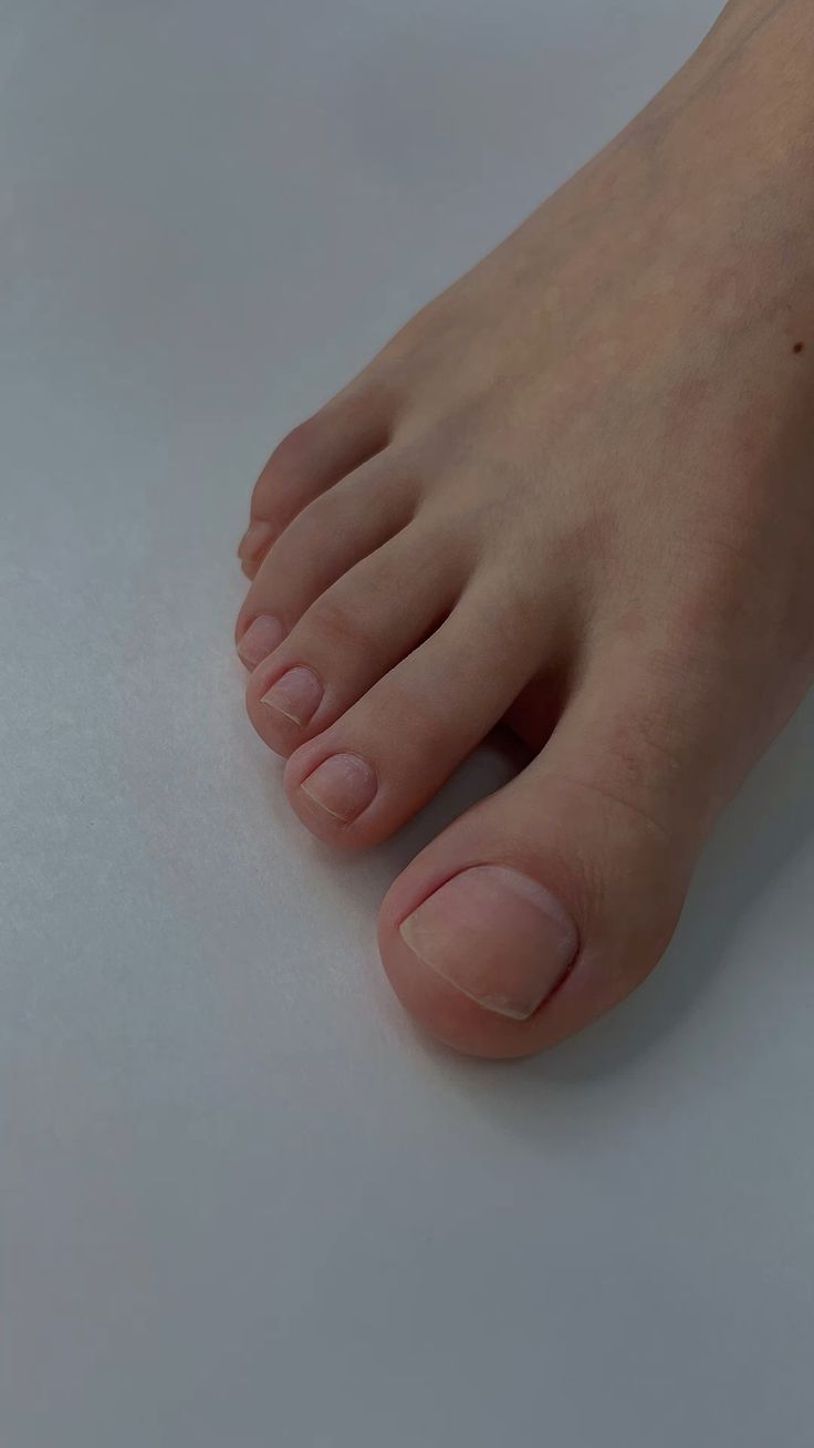 CLASSIC PEDICURE
