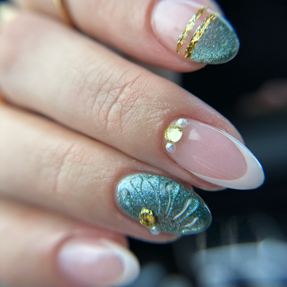 Short nails (small) at Michelle Carrasquillo in Springfield, MA