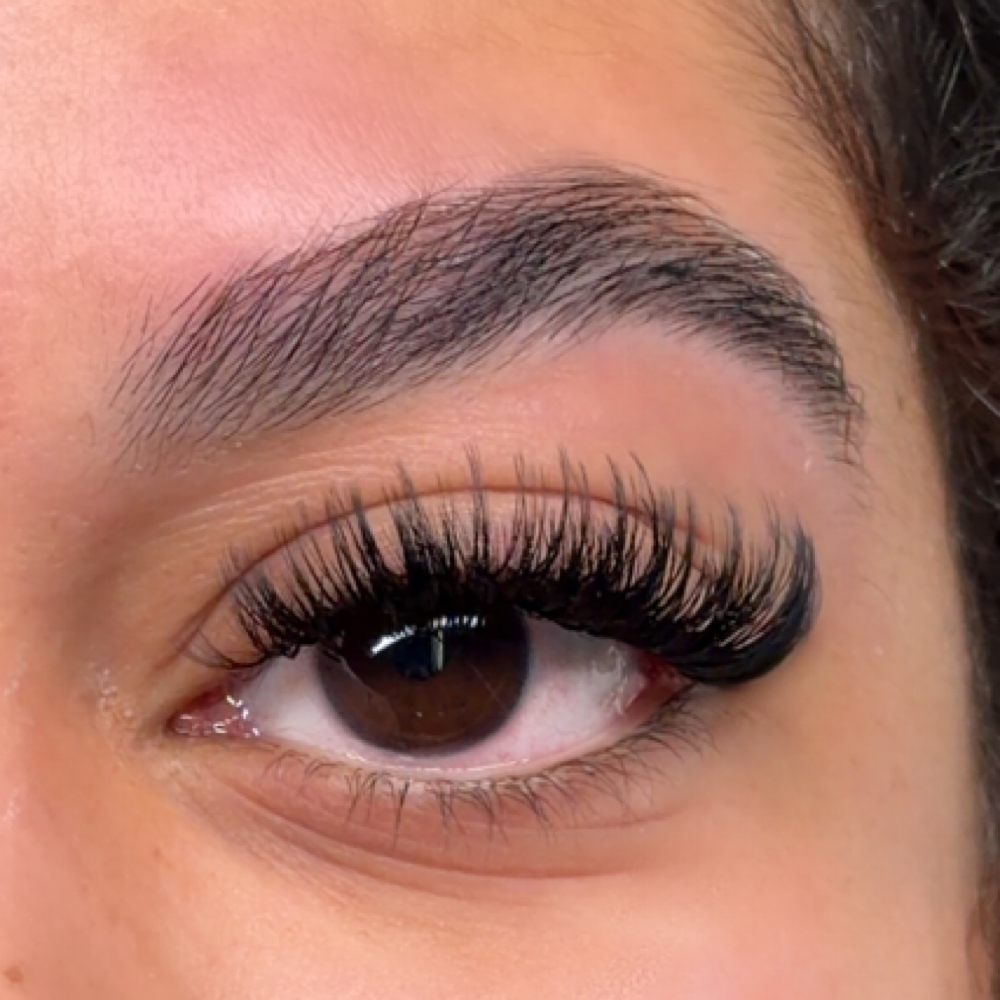 Hybrid Fullset at Maci Harrington in Kaplan, LA