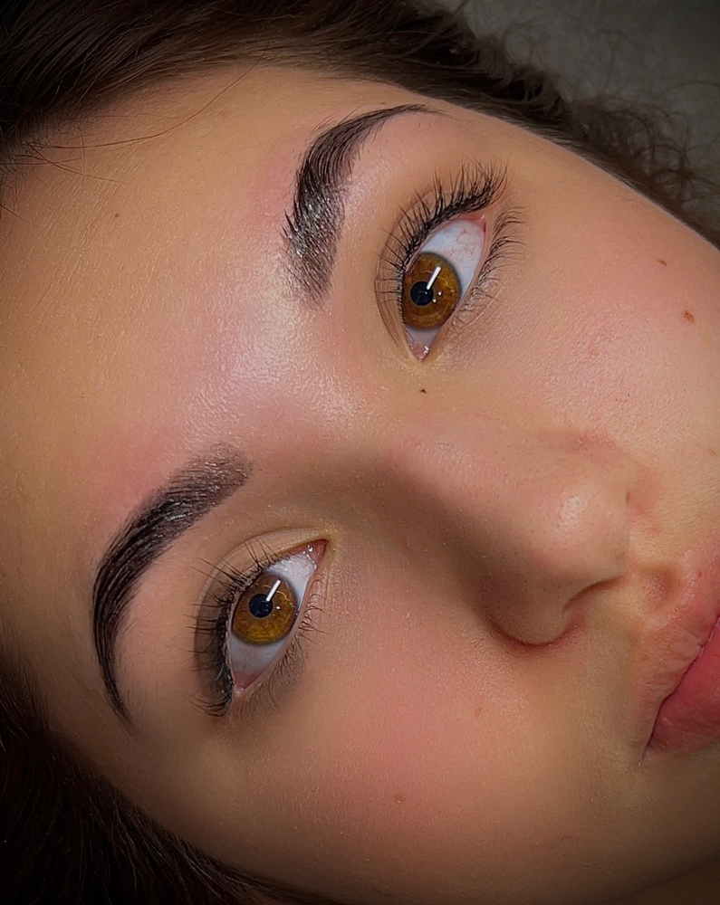 Brow Lamination + Tint
