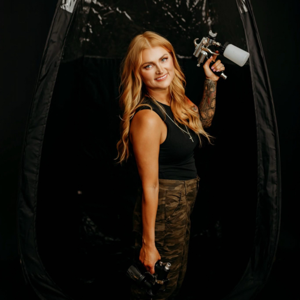 Spray Tan Training One On One at Ashleys Chair @ Blush and Brush in Seymour, IN