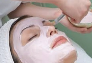 Dermaplane Facial Treatment