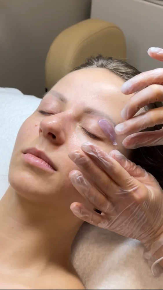 Eye Brow Wax
