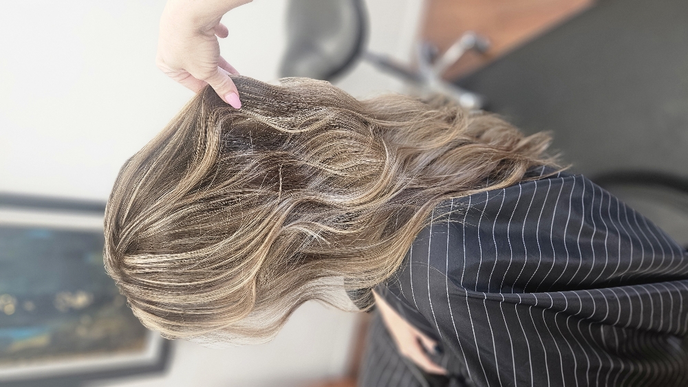 Mini Foil Highlight at Blonding With Latisha in Andover, KS