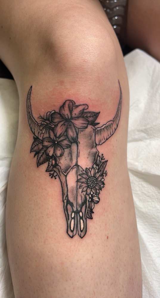Medium Tattoo (Palm-Sized) at Evolution of Art in Winter Heaven, FL