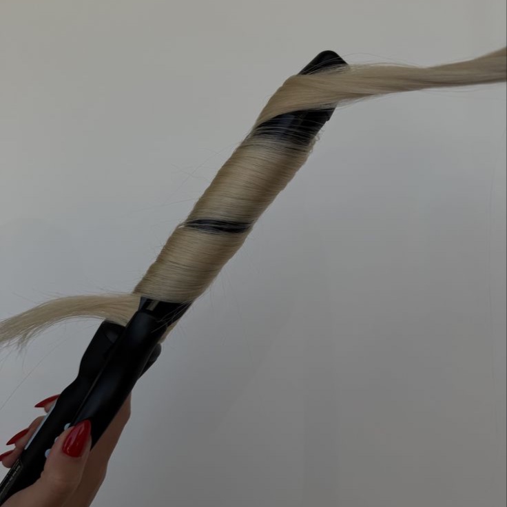 Dry Style at VICI Beauty and Spa in Boardman, OH