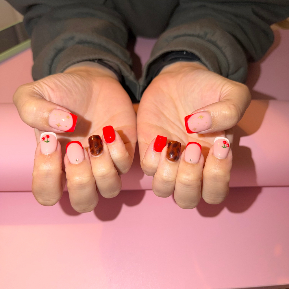 Moderate Nail Art at Xo, Lu in Clyde, OH
