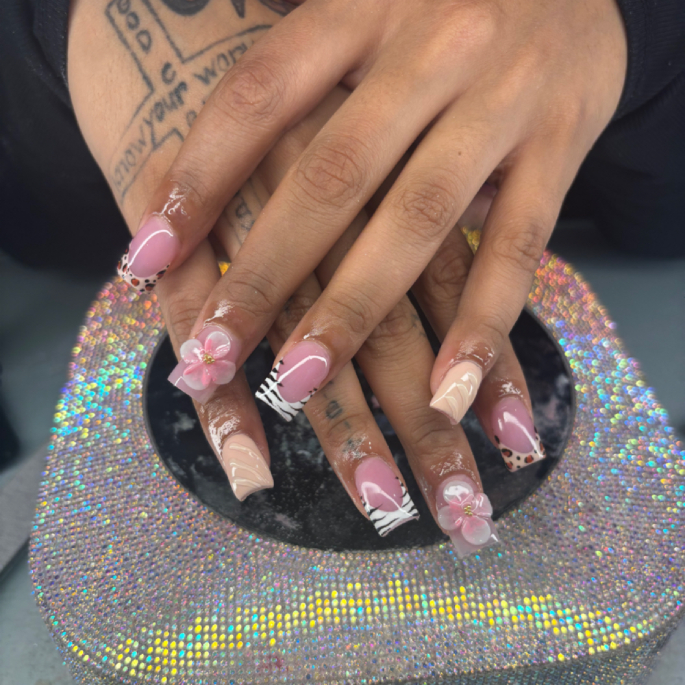 Short Acrylic Fullset at Ceradii nails in Indianapolis, IN