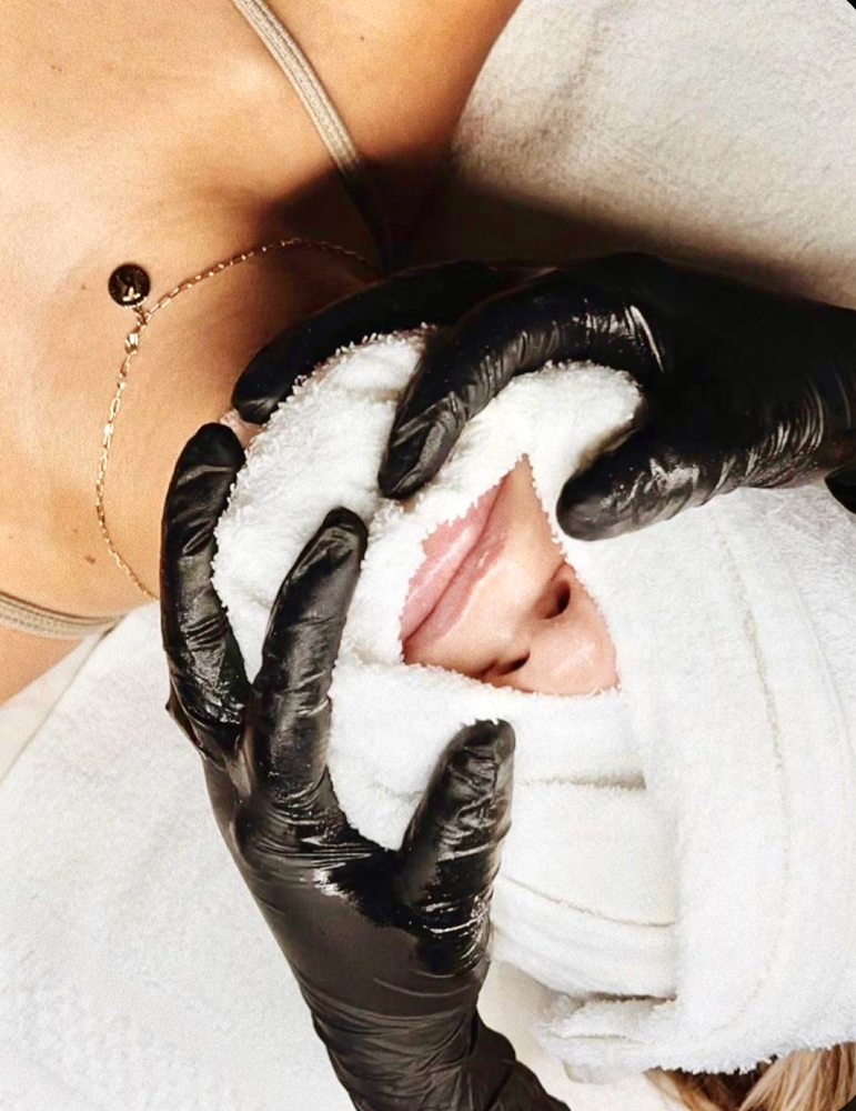 The Dermaplane Facial
