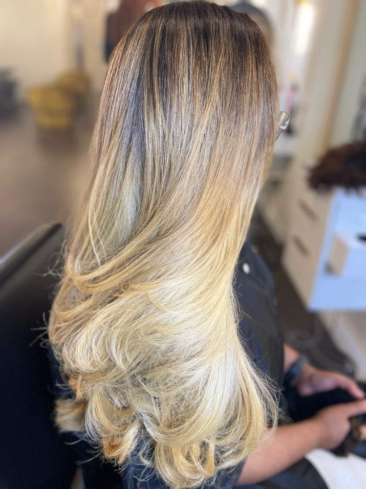 Balayage hair coloring