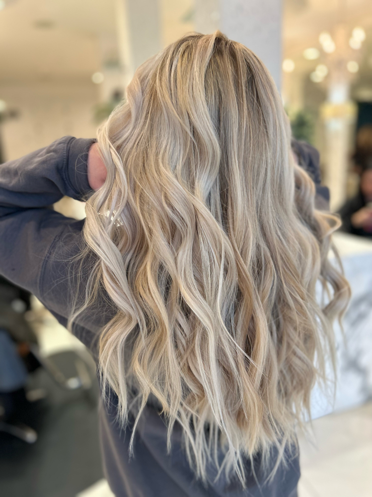 Extension / Color Consultation