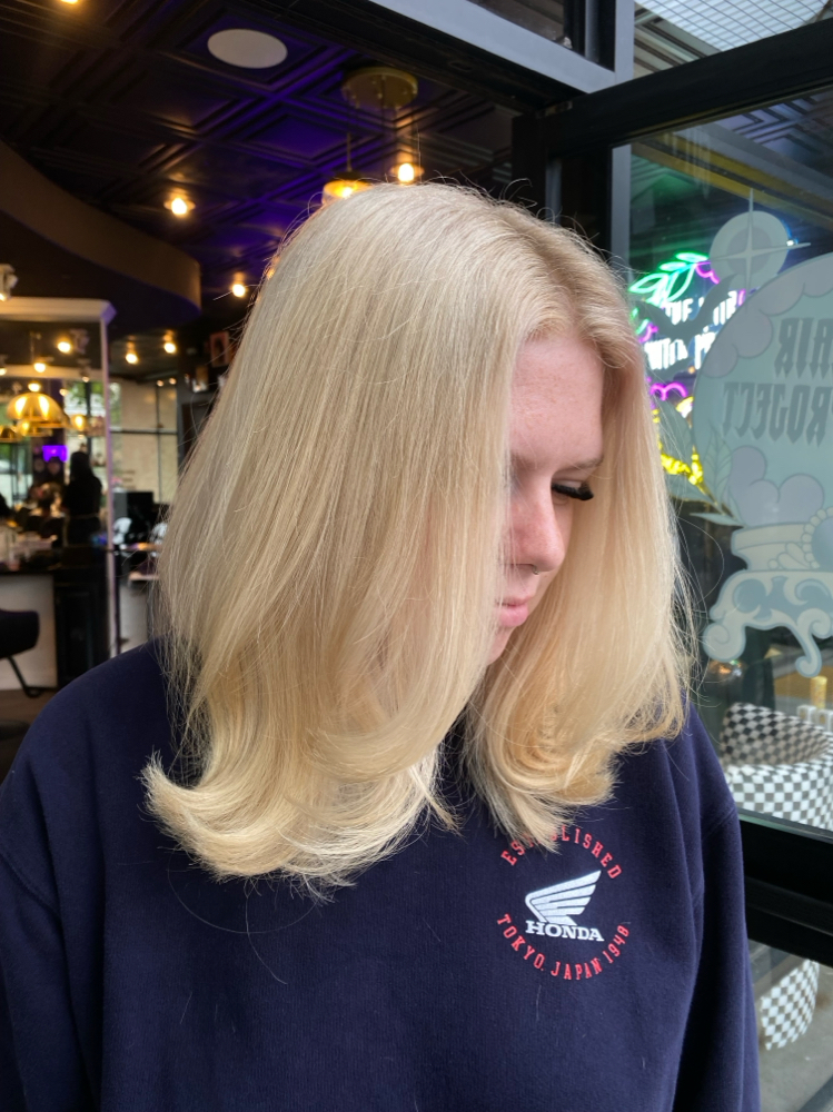 Platinum Card/ Full blonde