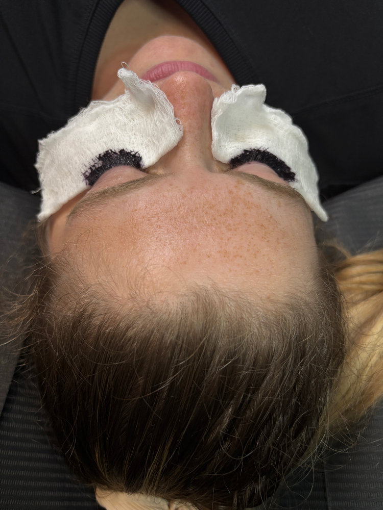Eyelash Tinting