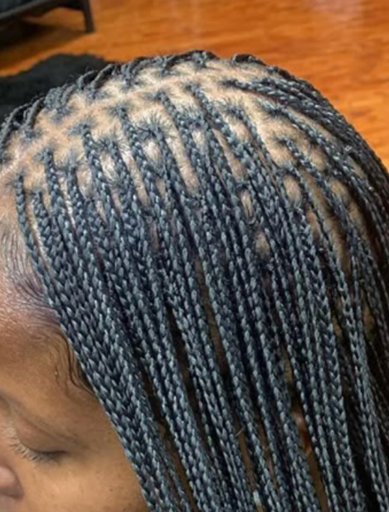 Mid Back Micro Knotless