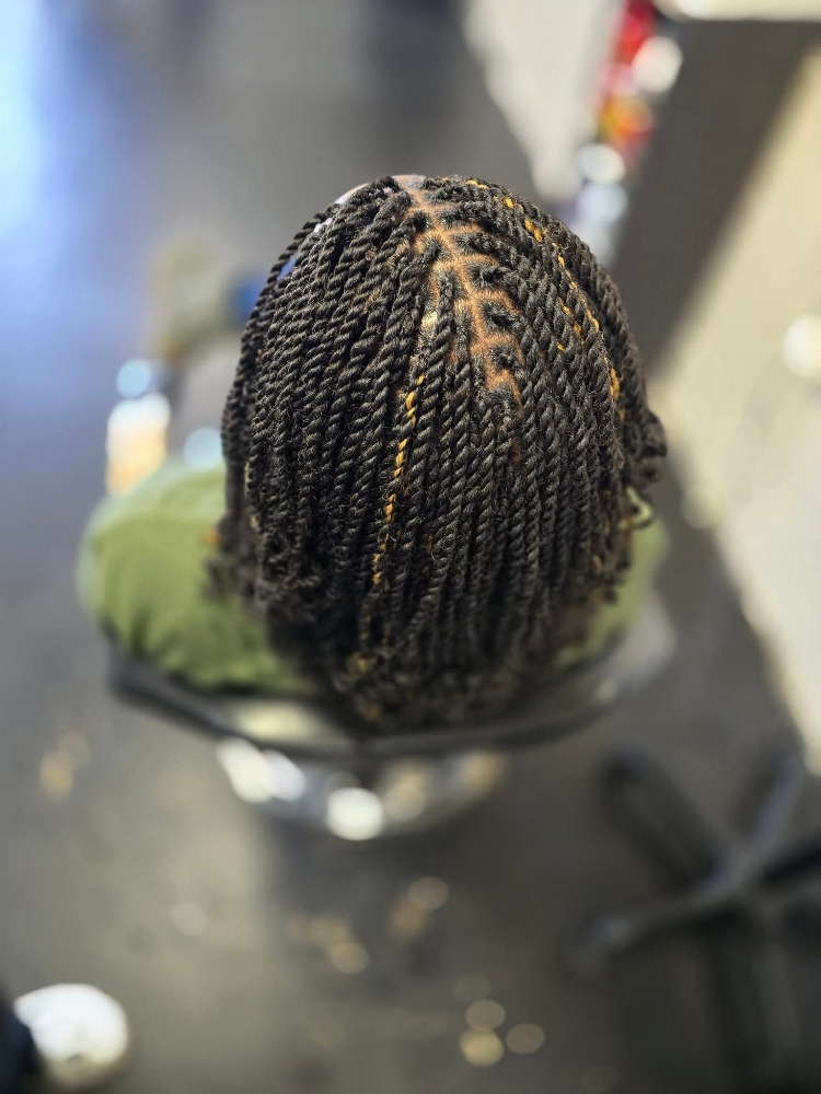 Smed Shoulder Kinky Twist