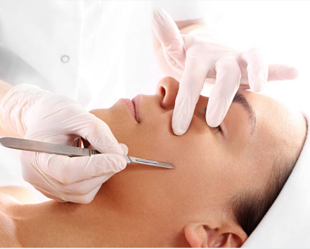 Dermaplane Facial