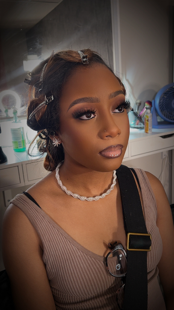 Soft Glam at ThePinkPrint Beauty Bar in Memphis, TN