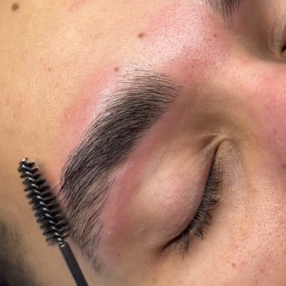 Men’s Brow Grooming at Skin Refinery in Ozark, MO