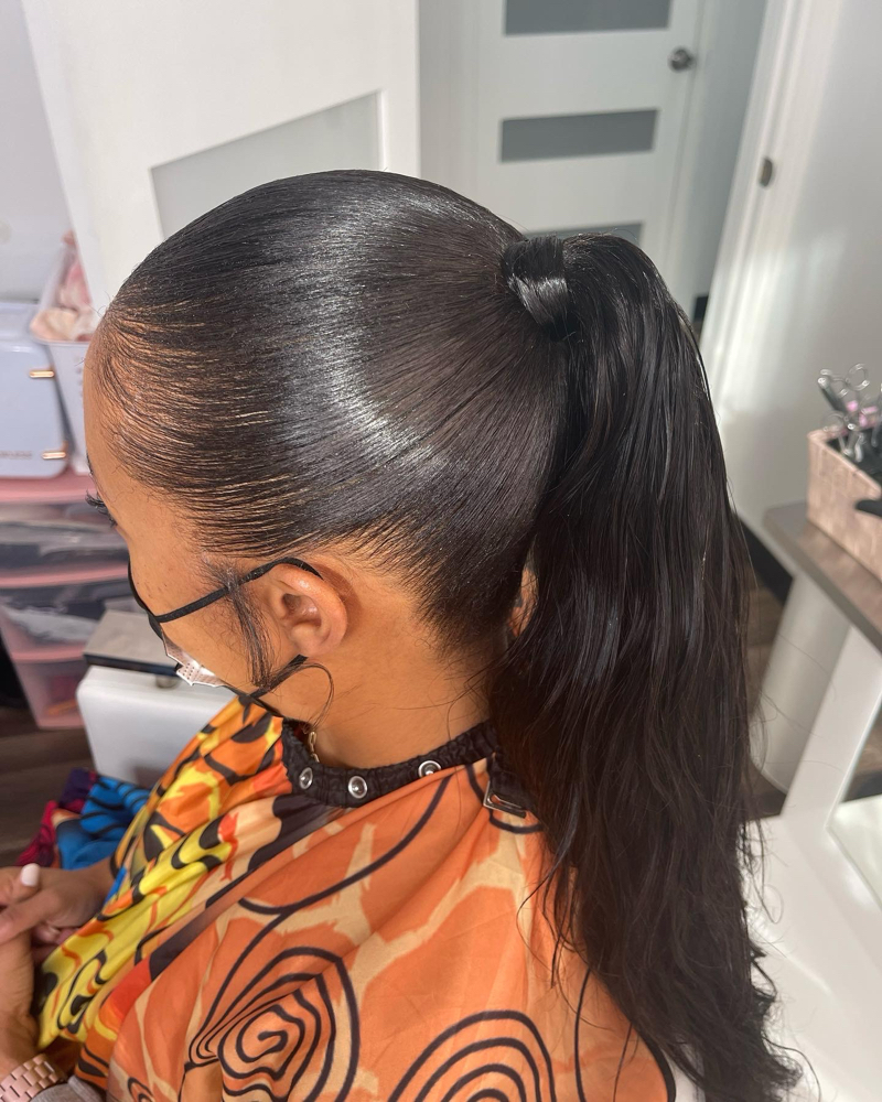 PONYTAIL / UP DO