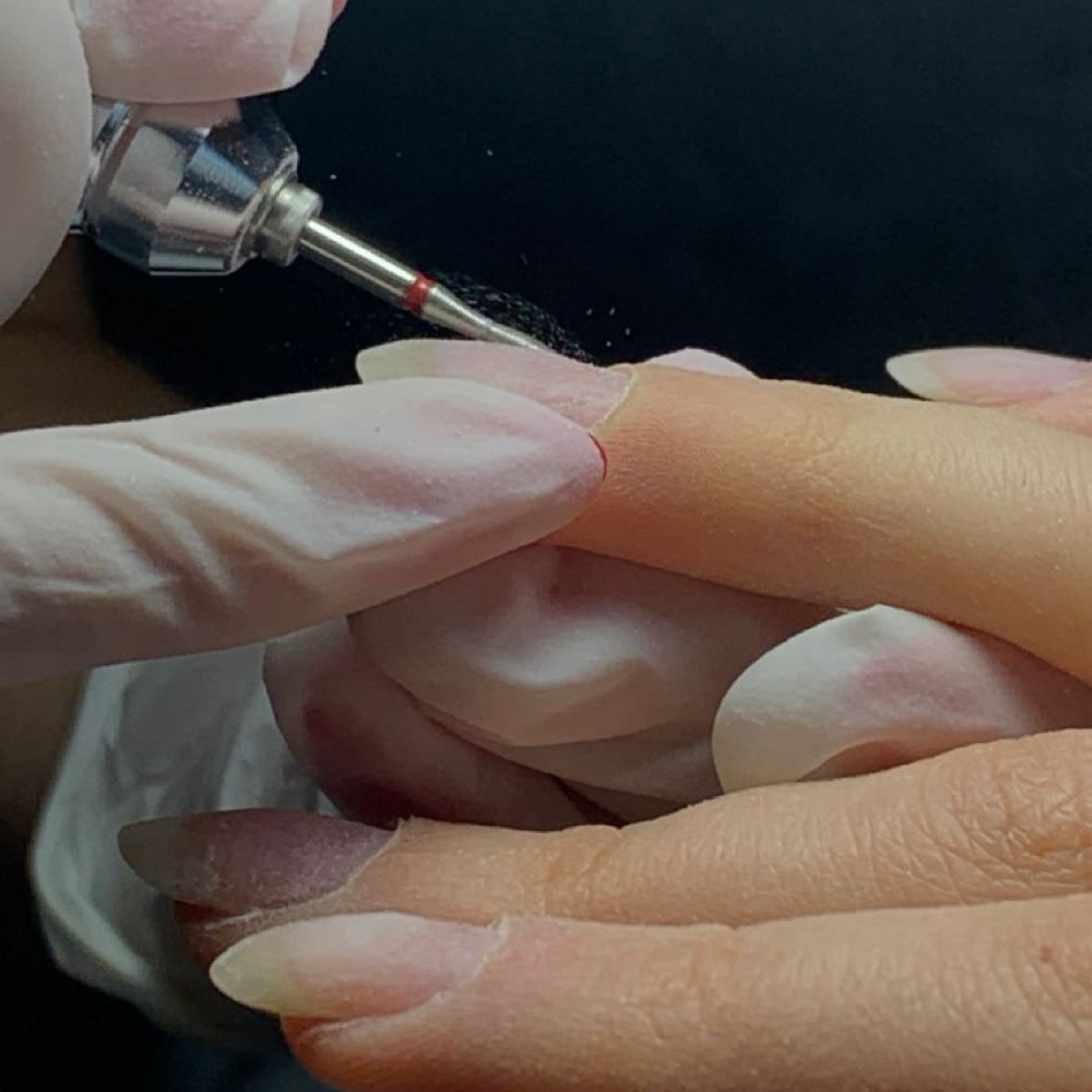 Soak Off at Ela Mei Nail Bar in Santa Clarita, CA