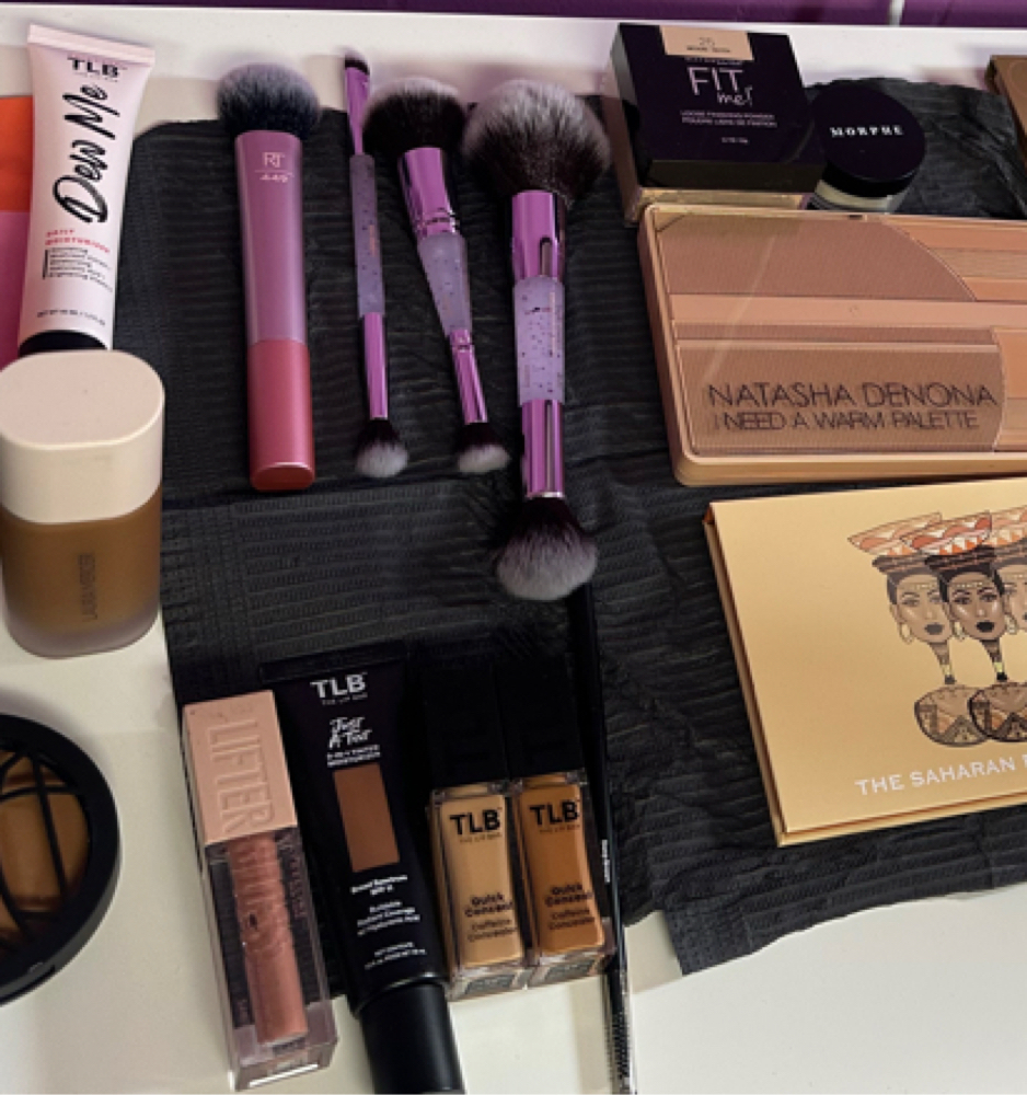 Makeup Lesson at Shirelle Stowers in Taylor, MI