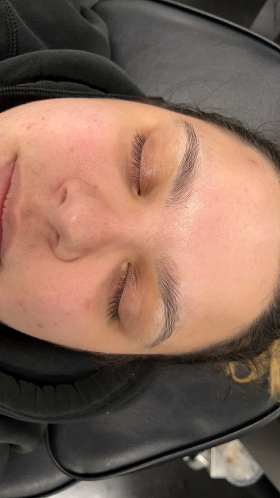 Eyebrow Lamination