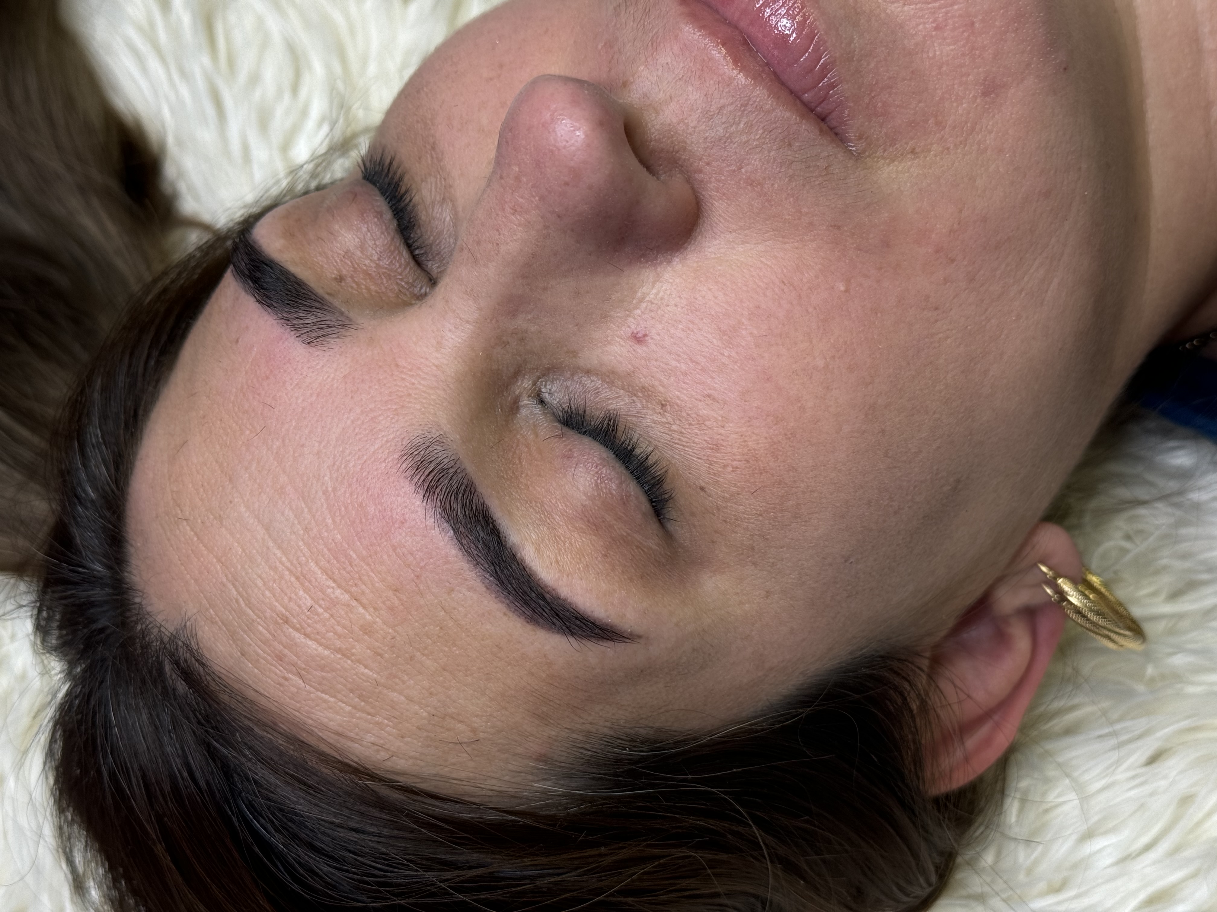 Brow touch up