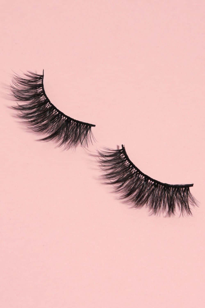 Lash Correction Touch Up (48hr)