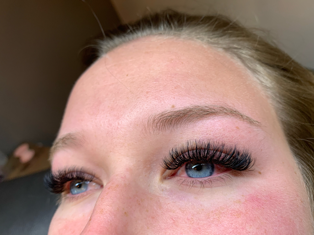 FOREIGN LASH EXTENTION FILL