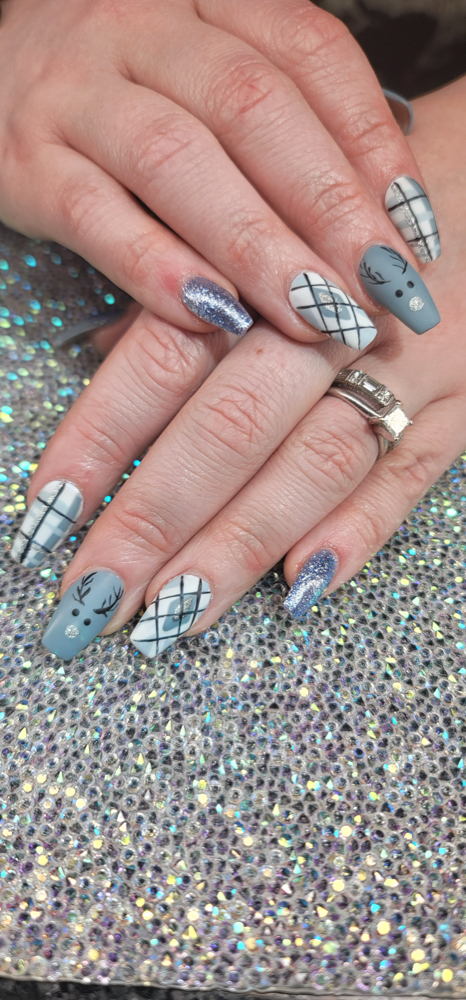 acrylic full set at Theresa's Nails in Howland, OH