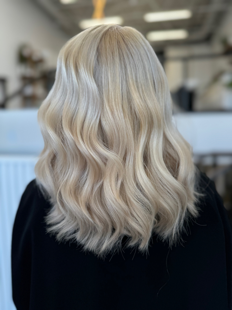 Max Blonding