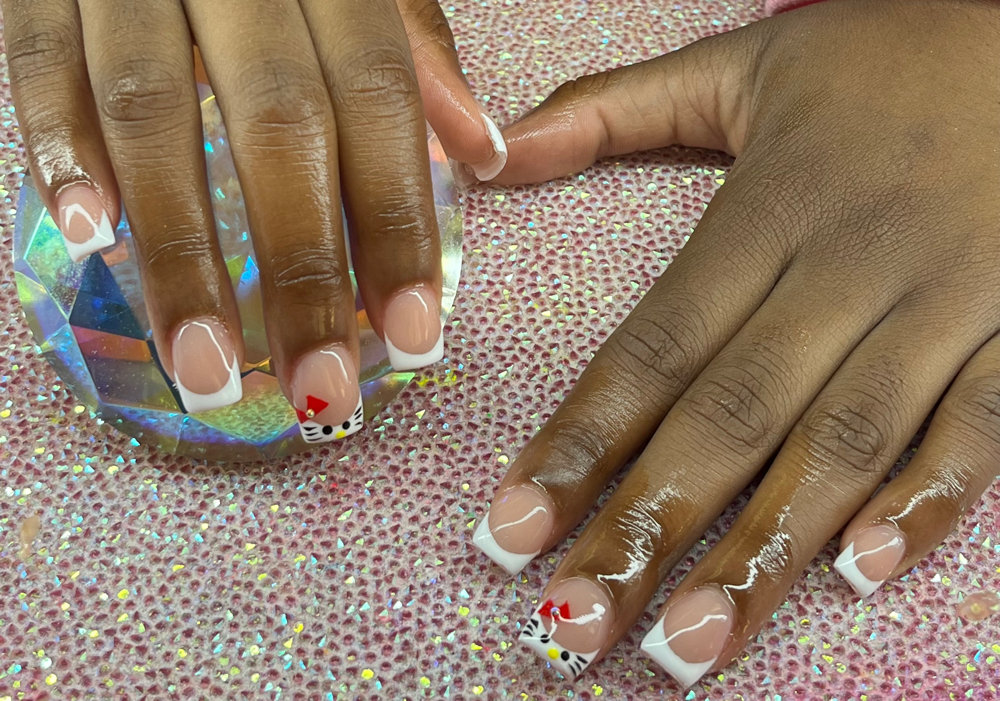 French Tip Acrylic Nails