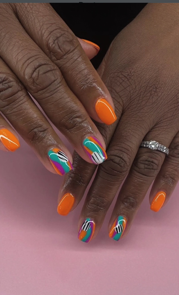 Simple Art Work (4 Nails)