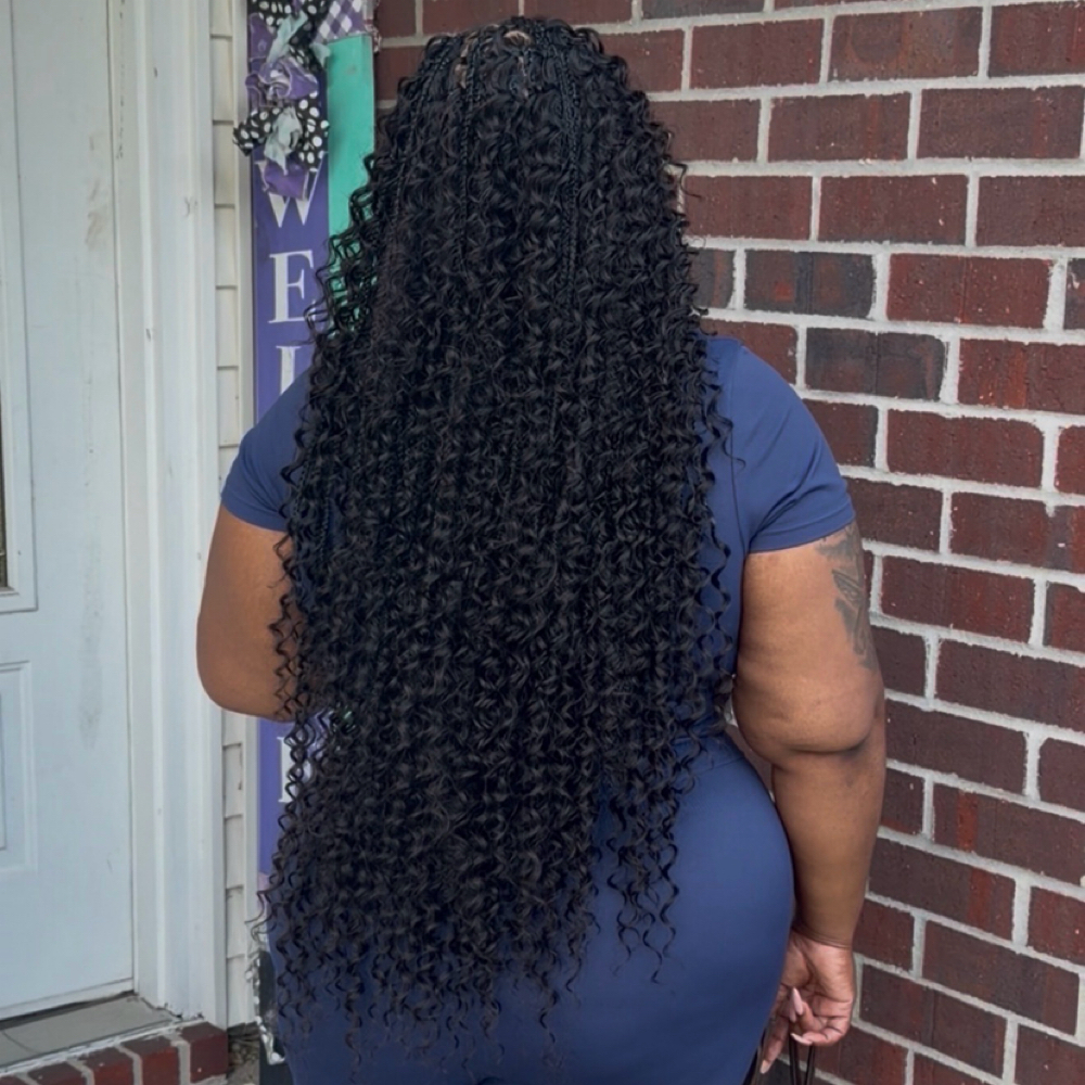 AUG DEAL MED BORABORA DEEP WAVEONLY at TewCuteBraiding in Mobile, AL