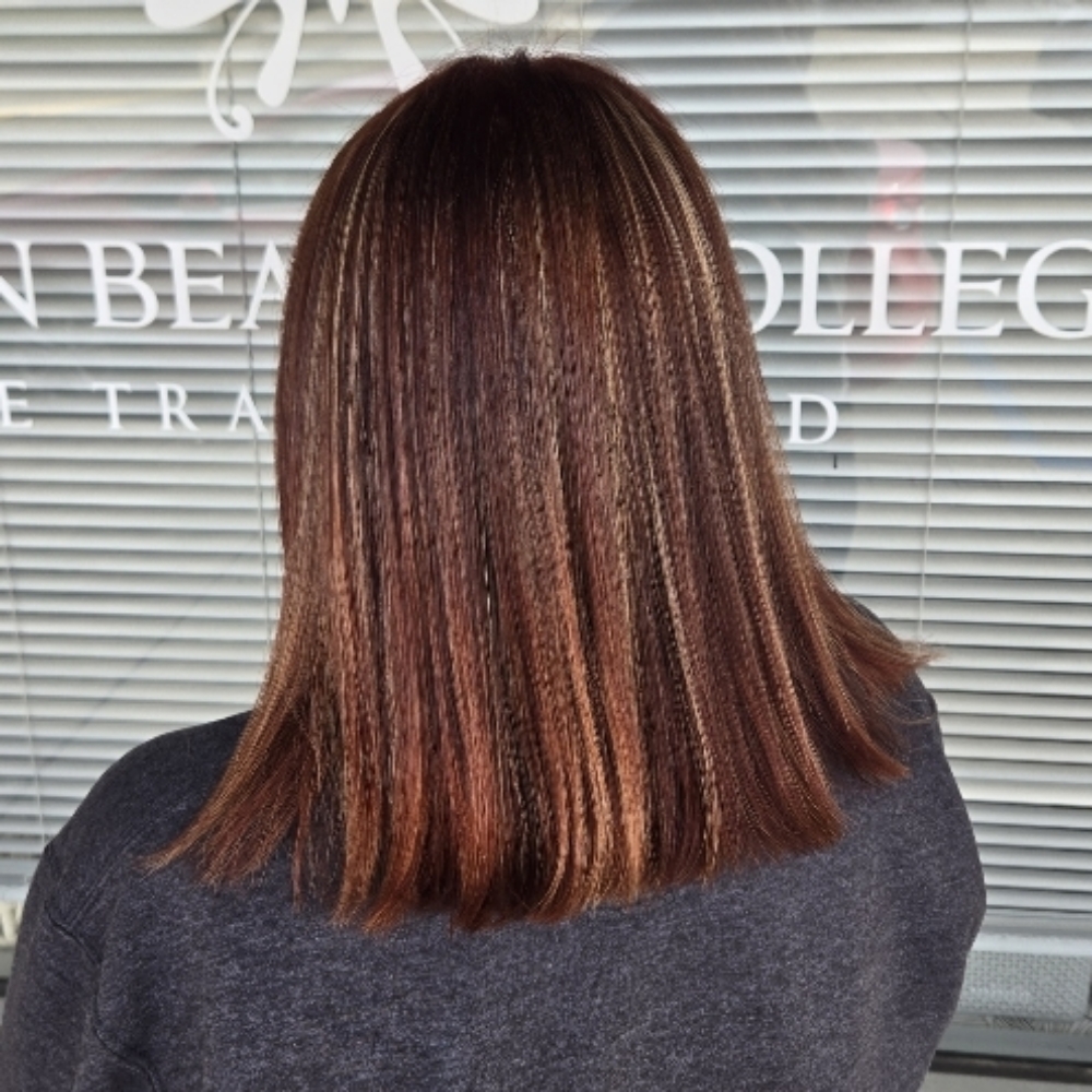 Basic Haircut at Hola Hermosa in Lyons, IN