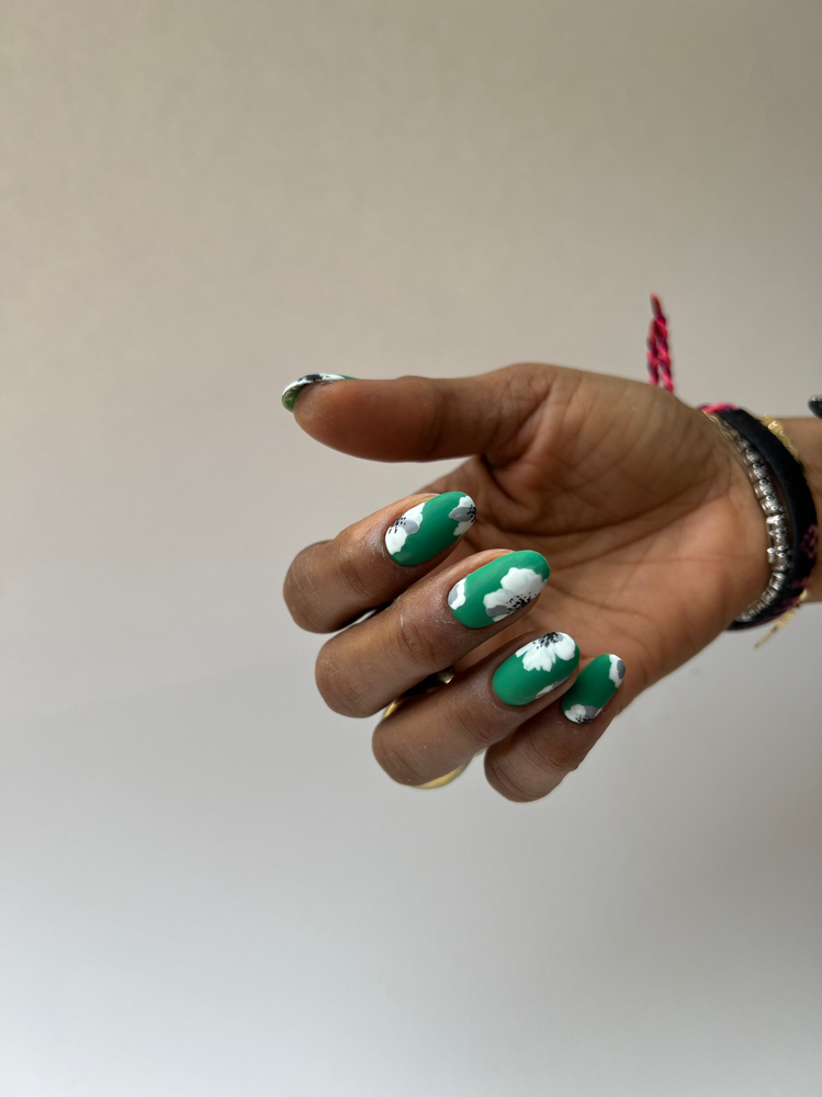 Heavy Design at Nailart Chicago in Chicago, IL