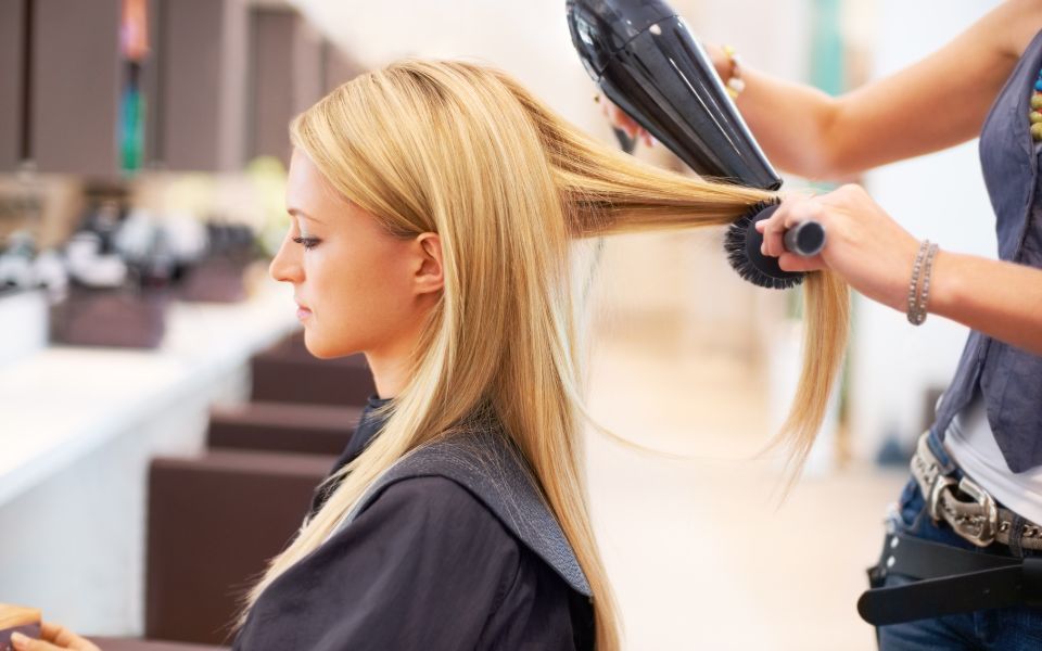 Shampoo/Blowdry