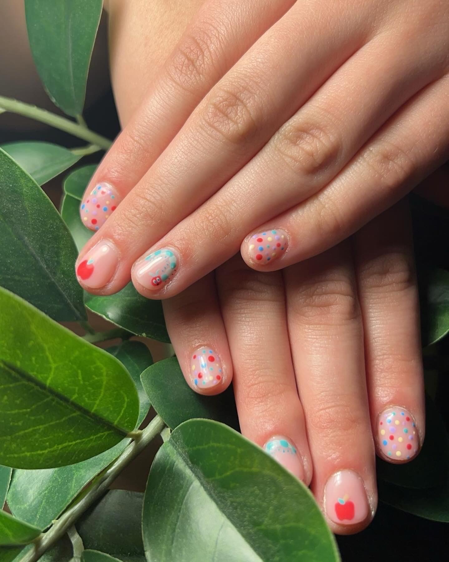 Gel Manicure w/ Nail Art