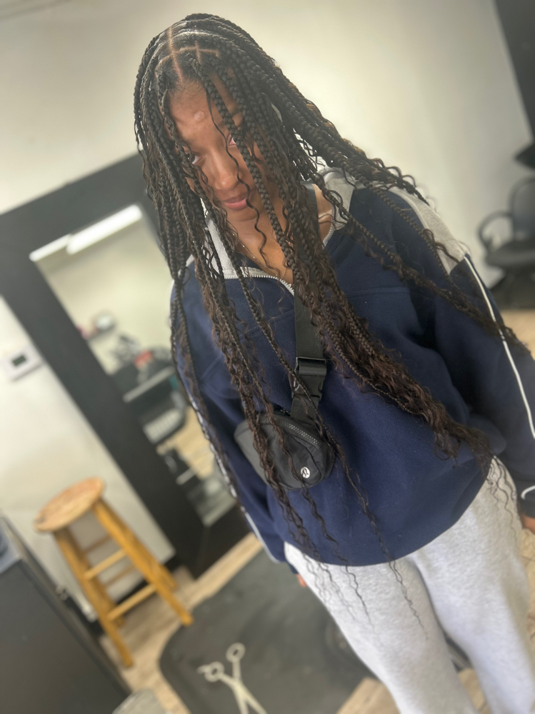 Medium Knotless