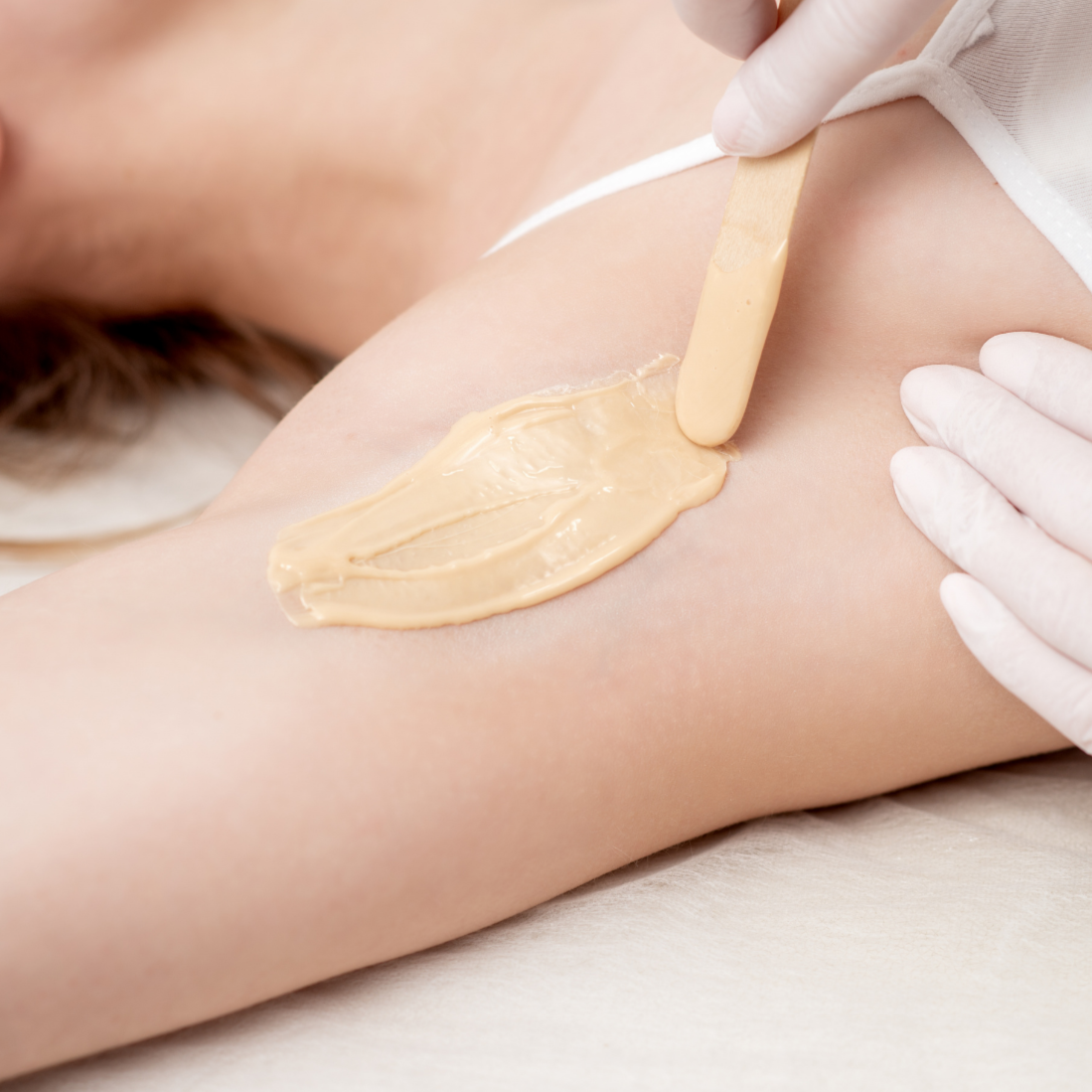Underarm Wax at Living Vogue Beauty & Aesthetics in Union, NJ