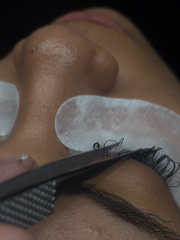 Hybrid Lash Fill at ValleyBeautyClub Llc in Stockton, CA