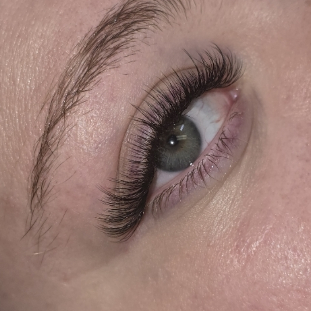Hybrid Lash Extensions