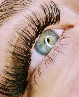Two Week Lash Fill With Maggie