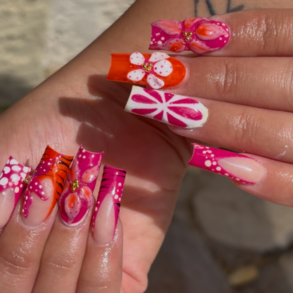 𝒶𝒹𝓋𝒶𝓃𝒸𝑒𝒹 𝓃𝒶𝒾𝓁 𝒶𝓇𝓉 at Jasenya🌟🩷 in Safford, AZ